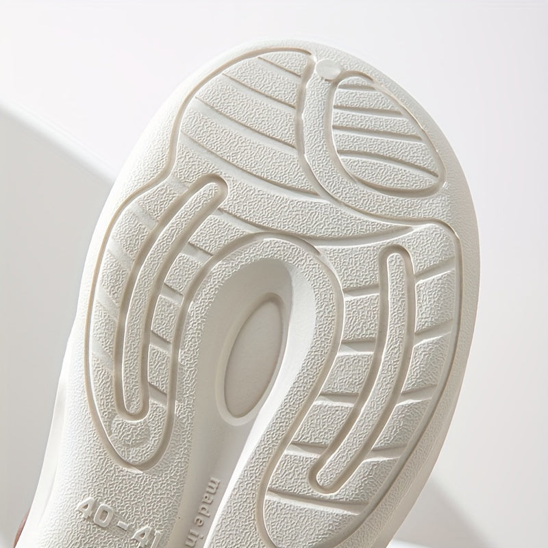 Mens Fashion Forward Hollow Out Slippers - Colour Block Style, Ultra-Comfortable, Non-Slip, Durable Outdoor Slides for TrendSETTING Gentlemen - Snug & Style