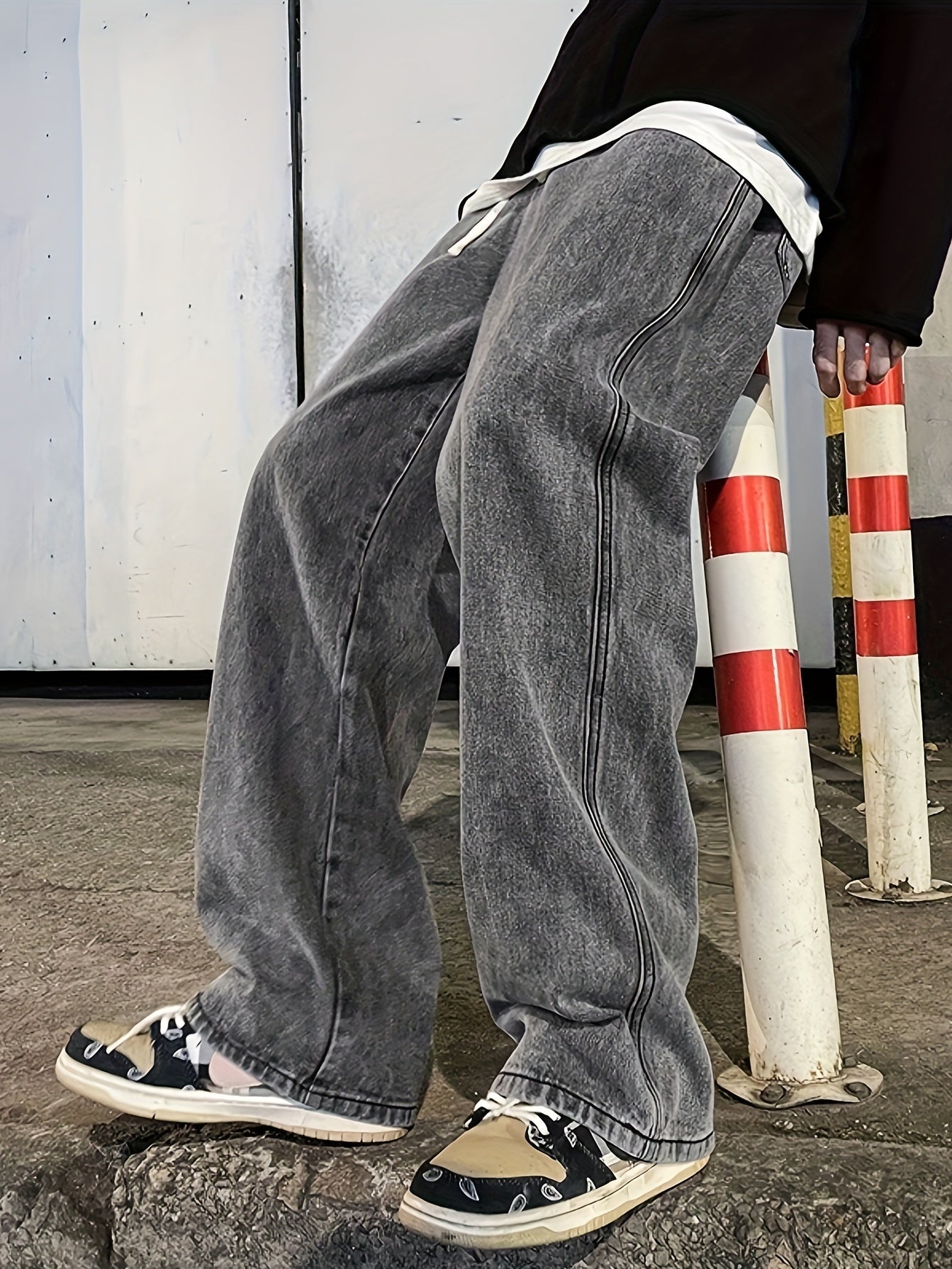 Mens Fashion Jeans - Rich Solid Color, Loose Fit, Classic Straight Leg, High-Quality Denim, Perfect for Daily Casual Wear, Inspired by Street Style Fashion Trends - Snug & Style