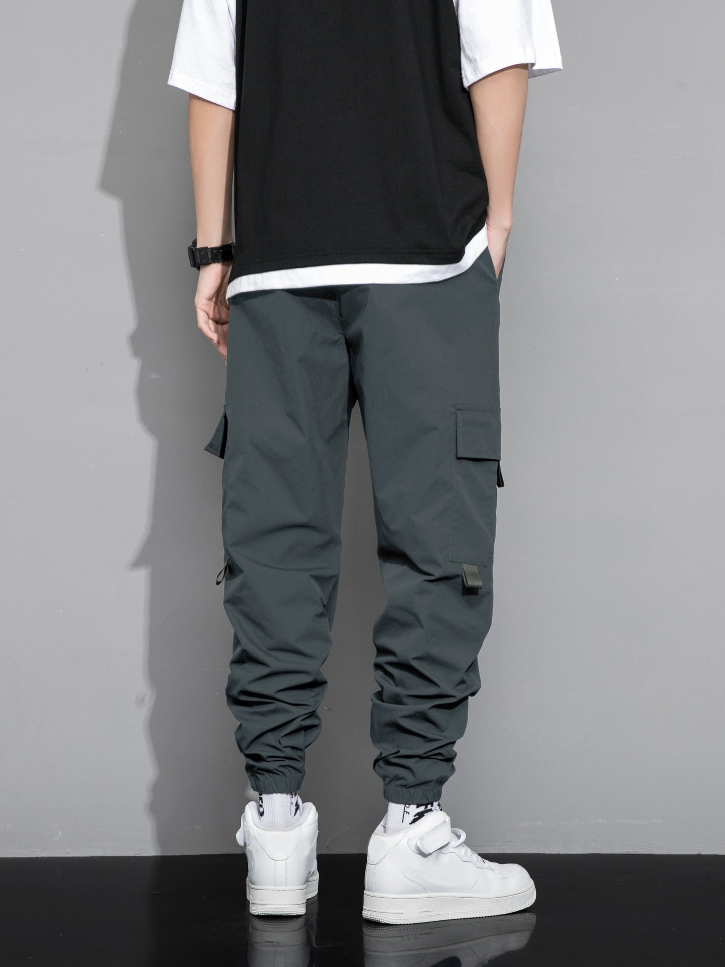 Mens Fashion-Forward Solid Cargo Pants - Abundant Flap Pockets, Loose Fit Drawstring Trousers - Durable Outdoor Work to Streetwear Hip Hop Style - Snug & Style