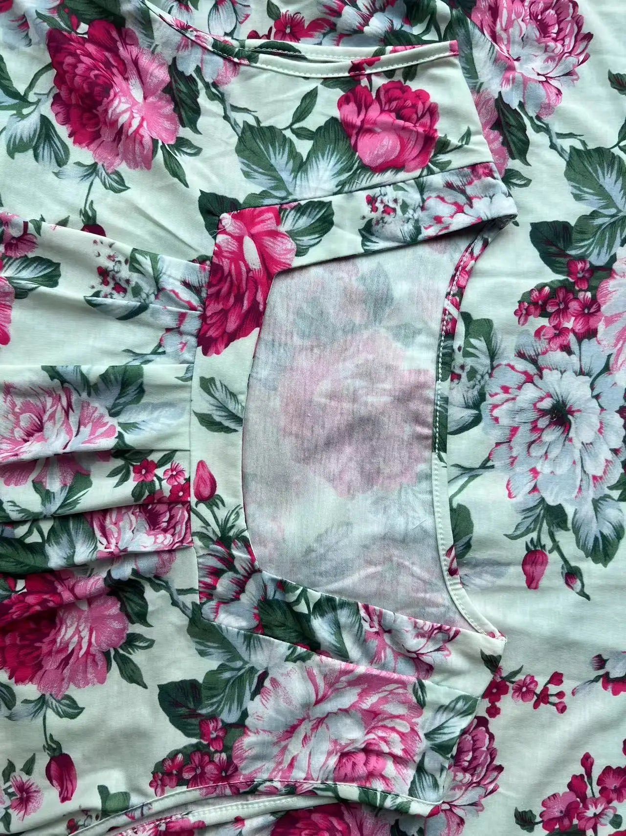 2024 New European and American Plus Size women's pleated square neckline sleeveless tailcoat T-shirt - Snug & Style