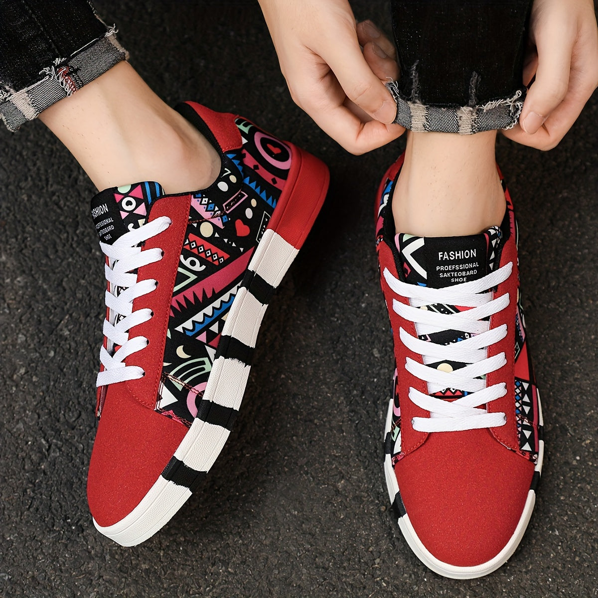 Mens Fashion-Forward Skate Sneakers - Ultra-Comfortable, Anti-Slip Sole, Casual Style for Outdoor Adventures - Snug & Style